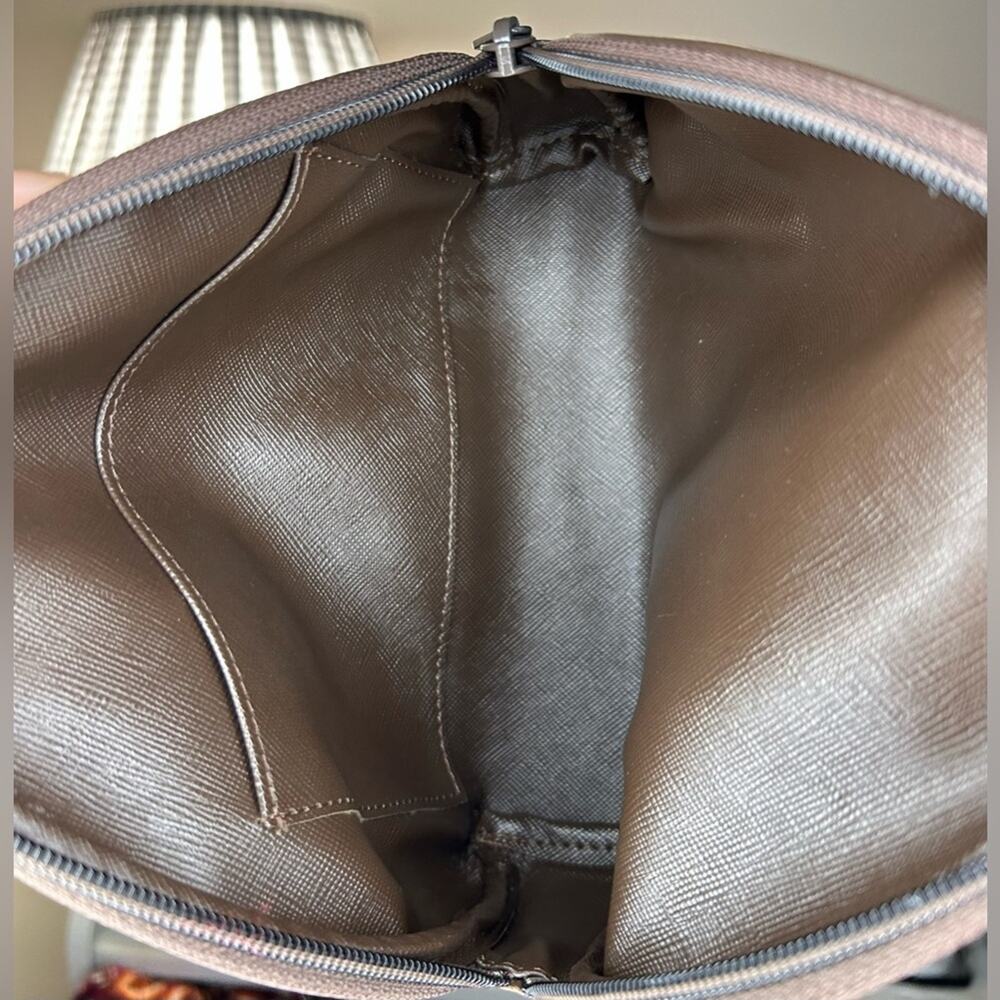 Authentic Vintage Burberrys Brown Leather and Plaid Zip Pouch - Picture 5 of 6